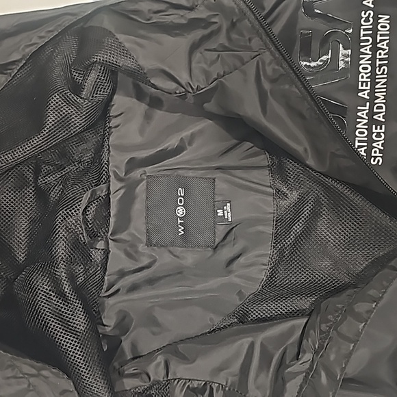 Rare Nasa wind breaker pull over  jacket #volt size medium - Picture 8 of 13